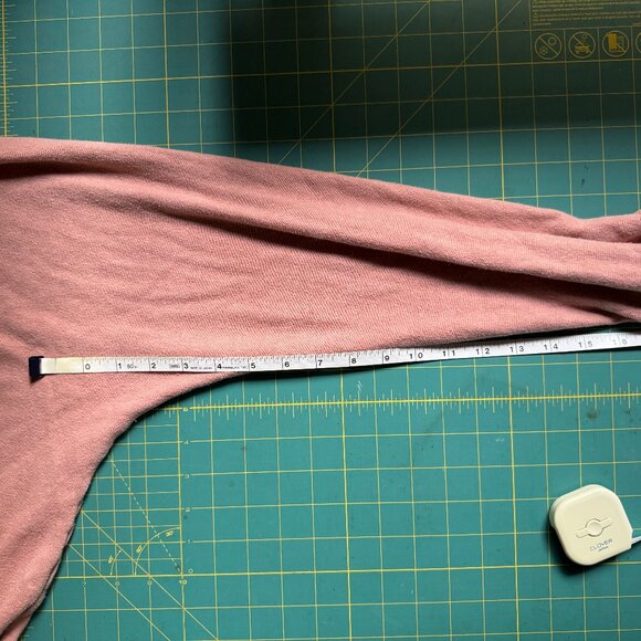 EUC - Aliya Wanek Ami Sweatshirt in Dusty Rose - Size 1X / XL - Picture 4 of 7